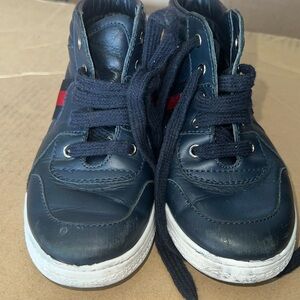 Boys Gucci shoes size European 26